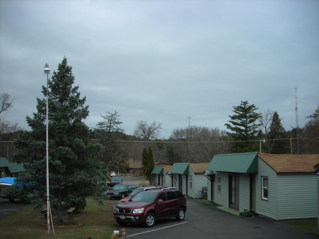 Deer Trail Motel Wisconsin Dells Eksteriør bilde